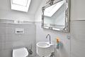 Modern, ruhig und bezugsfrei! Kernsanierte 4-Zimmer-Dachgeschosswohnung mit Garage in Palmbach - Gäste -WC