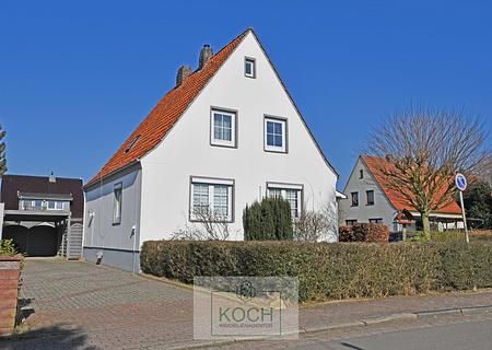 RESERVIERT > Größtenteils modernisiertes Einfamilienhaus in ruhiger Lage von Langen - Ansicht