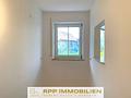 Charmante 3-Zimmer-Wohnung mit Balkon in ruhiger Wohnlage - Küche mit Durchreiche