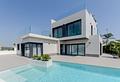 Exklusive Villen mit 3 Schlafzimmern, 3 Bädern, 1 Gäste-WC, Dachterrasse und Privatpool nur 600 m vom Strand
