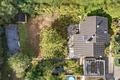 Freistehendes Einfamilienhaus mit Einliegerwohnung, Doppelgarage und großem Naturgarten am Waldrand - Übersicht