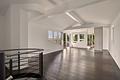 Den Himmel nah, die Alpen im Blick: Elegante Penthouse-Maisonette mit Weitblick - Lichtes Studio