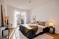 Kaulbachstraße: Exklusive 3-Zimmer-Wohnung mit sonniger Loggia und drei Stellplätzen in Bestlage - Schlafzimmer mit Ankleide