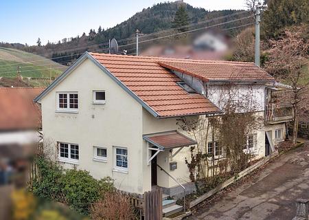 Tiny-House-Gedanke trifft Bestandsimmobilie – Ihr Projekt in Baden-Baden/Varnhalt - Hausansicht