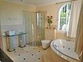 Fantastische Villa mit Meerblick, 5 Schlafzimmern, 4 Bädern, Privatpool und Garage
