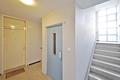 Helle 3-Zimmer-Wohnung im 1. OG mit Balkon in Karlsruhe Innenstadt-West - Hausflur mit Aufzug