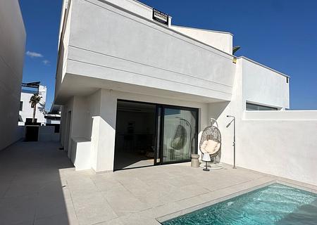 Schöne Villa mit toller Aussicht in Meeresnähe - IMG-20250204-WA0008
