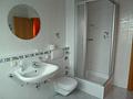helle, großzügige 2-Zimmer Wohnung - Bad