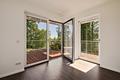 Den Himmel nah, die Alpen im Blick: Elegante Penthouse-Maisonette mit Weitblick - Helles Schlafzimmer