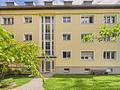 Charmante Dachgeschosswohnung mit Bergblick und überdachter Loggia
- begehrte, zentrale Wohnlage - Außenansicht