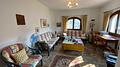 Villa mit großem Grundstück und ebener Zufahrt, herrlichem Ausblick, großen Terrassen, BBQ, ZH, Klima, Garage u.v.a.m.