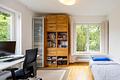 Haus im Haus: Maisonette-Wohnung über 222 m² mit drei Terrassen in grüner Toplage - Freundliches Kinderzimmer