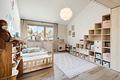 Mit Weitsicht geplant: Wohngesundes Architektenhaus mit Design-Ausstattung - Behagliches Kinderzimmer