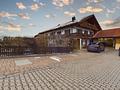 RESERVIERT:
Attraktive Doppelhaushälfte in Greiling
- Ruhige, sonnige Ortsrandlage
- Panoramablick - Aussenansicht