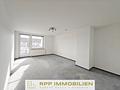 Naturnah wohnen: Charmante 2-Zimmer-Wohnung in Lohhof - Wohnzimmer
