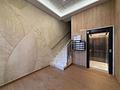 Neuwertige Penthouse-Wohnung mit 2 Schlafzimmern, 2 Bädern, Dachterrasse und Tiefgaragenstellplatz nur 700 m vom Strand