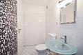 ++ Helles 2-Zimmer Apartment mit Aussicht in Niederrad - Ideale Kapitalanlage mit Potenzial ++ - Badezimmer - Ansicht 2