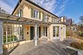 Klassische Villa von 1928 mit 6 Schlafzimmern, viel Charme und Traumgarten in unverbauter Bestlage - Terrasse mit verglastem Anbau