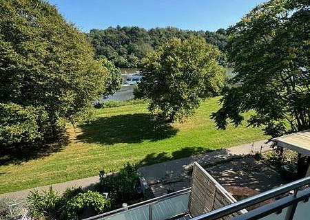 Laden oder Lokal mit Moselterrasse - Gaststätte - Gelegenheit - langfristig zu vermieten!!!! - 1 DG Blick zur Mosel vom Balkon