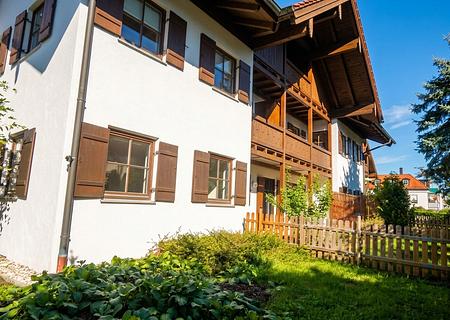 Gepflegte 2-Zimmerwohnung mit Garten in Freilassing/Hofham - inkl. TG Platz. - frei ab 01.08.2026 - Ansicht