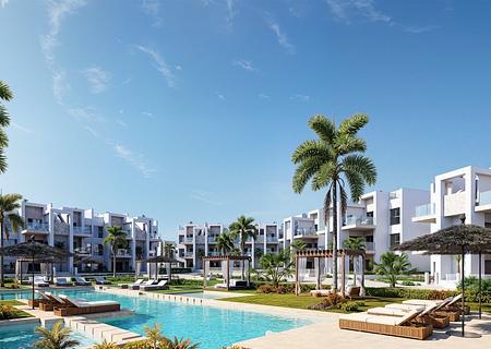 Penthouse-Wohnungen mit 3 Schlafzimmern, Tiefgaragenstellplatz und Gemeinschaftspool in einer wunderschönen Golfanlage und nur 500 m vom Strand