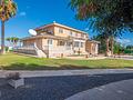 Wunderschöne renovierte Landhaus-Villa mit 7 Schlafzimmern, 7 Bädern, Klimaanlage, Zentralheizung, Doppelgarage und beheizbarem Privatpool
