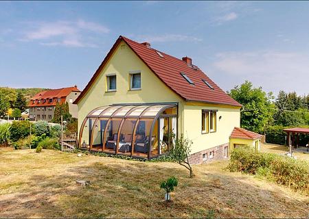 PROVISIONSFREI: Einfamilienhaus in Wimmelburg mit großem Grundstück & Wintergarten - Außenansicht - Garten