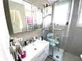 Möblierte 3-Zimmer-Wohnung mit Südwest-Loggia in top Lage Schwabing-West - Bad