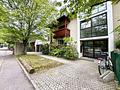 2-Zi.-Dachgeschosswohnung in ruhiger und grüner Bestlage von Solln - Hauseingang