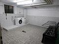 Frisch renovierte 3-Zimmer-Wohnung mit Balkon, Loggia & saniertem Bad im gepflegten Zweifamilienhaus - Waschraum