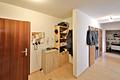 Attraktive 2-Zimmer-Kapitalanlage mit Balkon und Garage in ruhiger Lage von Schömberg - Flur