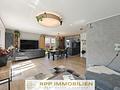 Moderne Doppelhaushälfte mit Salzwasserpool & West-Garten – exklusives Wohnen bei Unterschleißheim - Wohn-/Esszimmer
