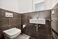 ++ Wohnen und Leben am Henninger Turm! 3-Zimmer-Wohnung mit Loggia und Balkon ++ - Gäste-WC