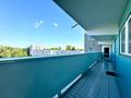 Charmantes 1-Zimmer-Zuhause mit Westbalkon - Offener Hausflur