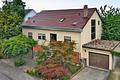 Großes Einfamilienhaus mit ca. 185 qm Wohnfläche in ruhiger Ortsrandlage (Sanierungsobjekt) - Frontansicht