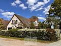 Zweifamilienhaus (vermietet - ca. 6,4 % Rendite) in ruhiger und dennoch zentraler Lage von Langen - Straßenansicht