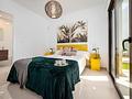 Erdgeschoss-Appartements mit 2 Schlafzimmern 2 Bädern, privatem Garten und Gemeinschaftspool in sehr schöner Golfanlage