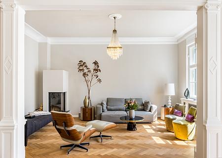 Atemberaubend modernisiertes 4-Zimmer-Altbaujuwel mit stylischem Flair und Balkon - Herrschaftliches Ambiente