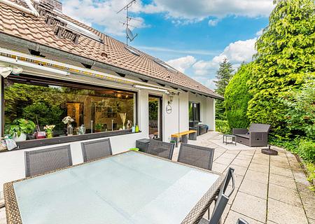 HEGERICH: Gepflegtes Einfamilienhaus in idyllischer und begeherter Lage - Puschendorf - Terrasse