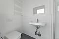 Neubau Kapitalanlage mit Top-Renditepotenzial: 1-Zimmer-Apartment – möbliert, modern in Augsburg! - Badezimmer